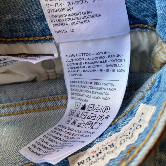 Levi's 501 High Waist Ripped Crop Straight Jeans - Picture 8 of 12